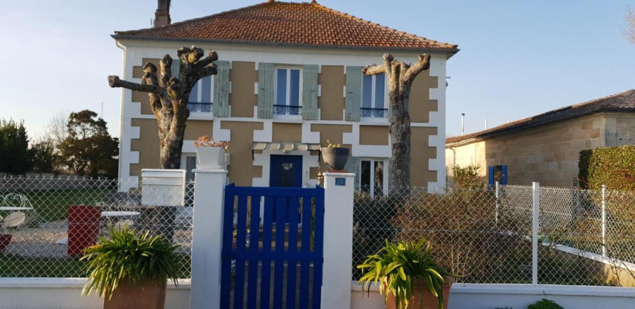 Grande Maison Charentaise Avec Vue Sur Le Chenal Superbes Couches De Soleil Sur L Estuaire De La Gironde! Mortagne-sur-Gironde Buitenkant foto